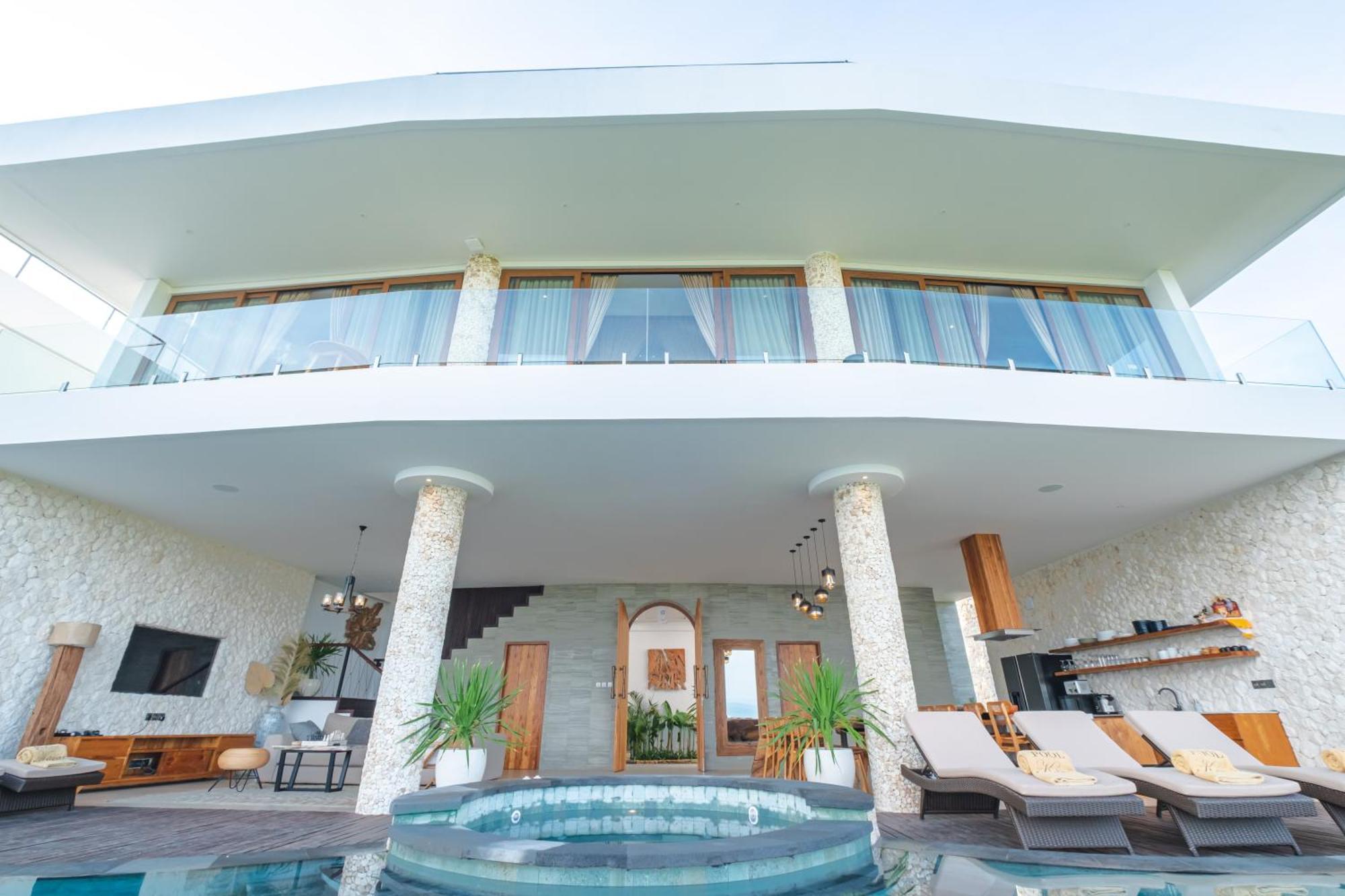 Villa Kaliente Toyapakeh Exterior foto